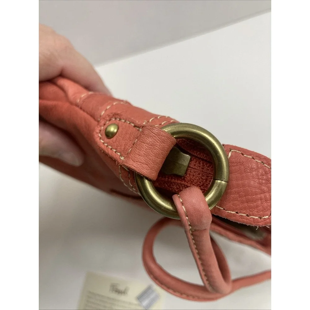 Vtg FOSSIL Coral Red Leather Crossbody Purse Bag‎ W/FOSSIL retail Card